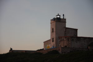 Il vecchio faro abbandonato di Capo Mannu